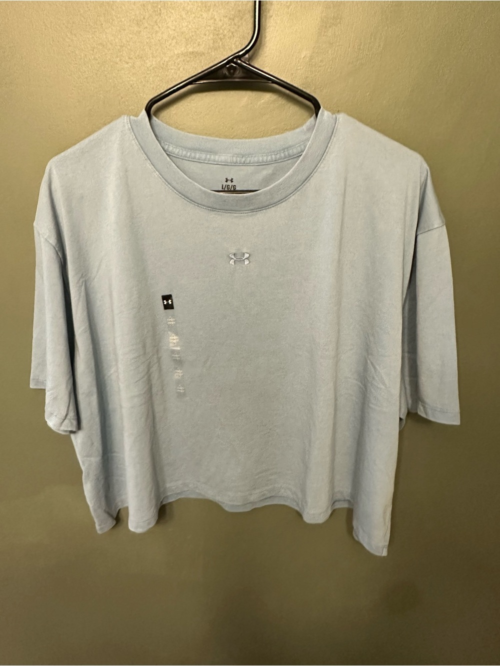 Under Armour Women's Pale Blue Cropped Short Sleeve Tee
